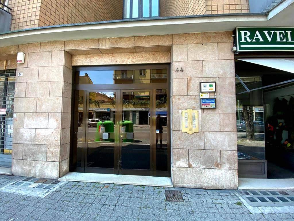 Europe Station Rooms Parma Exterior foto